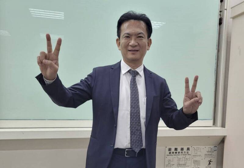 藍營南市黨部偽造連署11人起訴 林俊憲:台南必須有人正面抗衡國民黨 - 政治 - 自由時報電子報