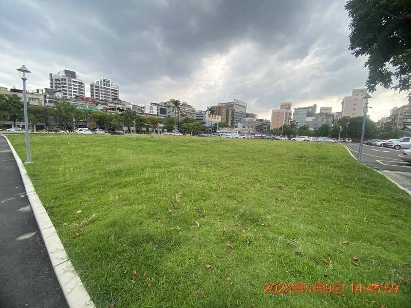 前身是台北市第一殯儀館的600坪「第一綠地」,1天使用費1萬元。(殯葬處提供) 前身是台北市第一殯儀館的600坪「第一綠地」,1天使用費1萬元。(殯葬處提供)