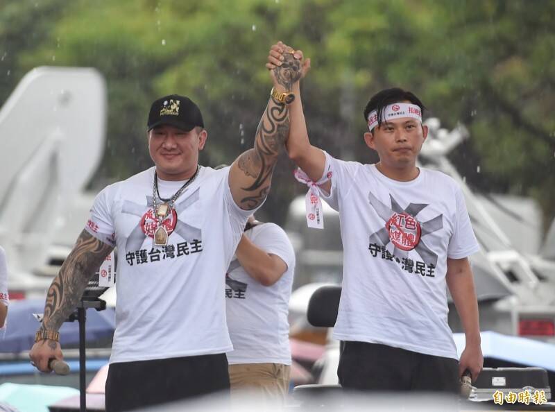 館長陳之漢與時黃國昌過去號召「反紅媒」大遊行,有上萬名民眾參與,也引起國際關注。(資料照) 館長陳之漢與時黃國昌過去號召「反紅媒」大遊行,有上萬名民眾參與,也引起國際關注。(資料照)