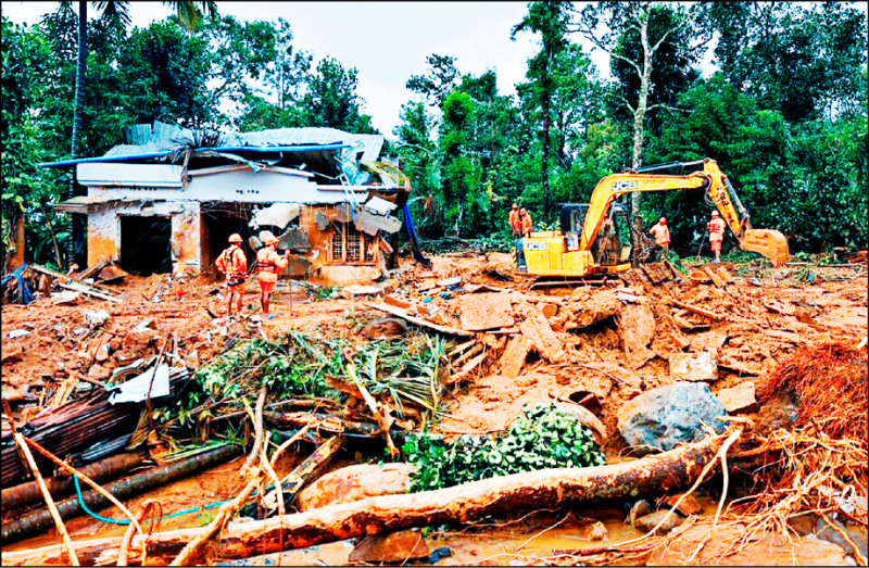 中英對照讀新聞》Climate change fuelled deadly India landslides 氣候變遷加劇印度致命山崩 中英對照讀新聞》Climate change fuelled deadly India landslides 氣候變遷加劇印度致命山崩