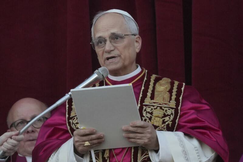 新任教宗良十四世上任後，對俄烏戰爭的立場明顯轉向支持烏克蘭，與前任教宗方濟各的態度有所不同。（美聯社）