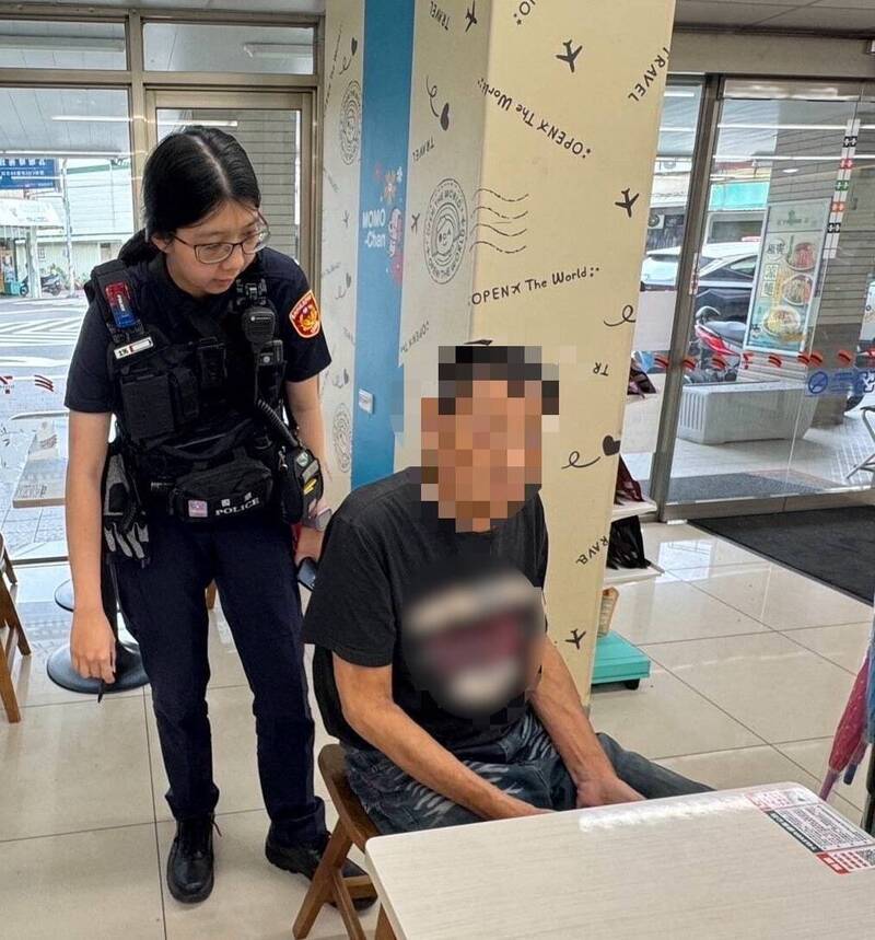 65歲洪姓男子誤信援交網站，欲購2萬3千元遊戲點數付款，遭超商店員察覺異狀通報，警方即時到場阻詐，成功保住男子積蓄。（民眾提供）