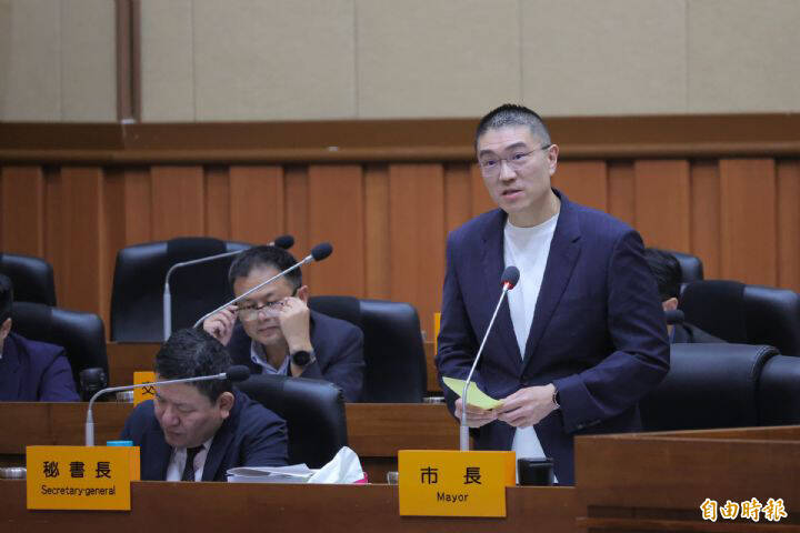 市長謝國樑認為基隆二階繞經安樂區,沿途有許多大型社區,聯合開發效益高。(記者盧賢秀攝) 市長謝國樑認為基隆二階繞經安樂區,沿途有許多大型社區,聯合開發效益高。(記者盧賢秀攝)