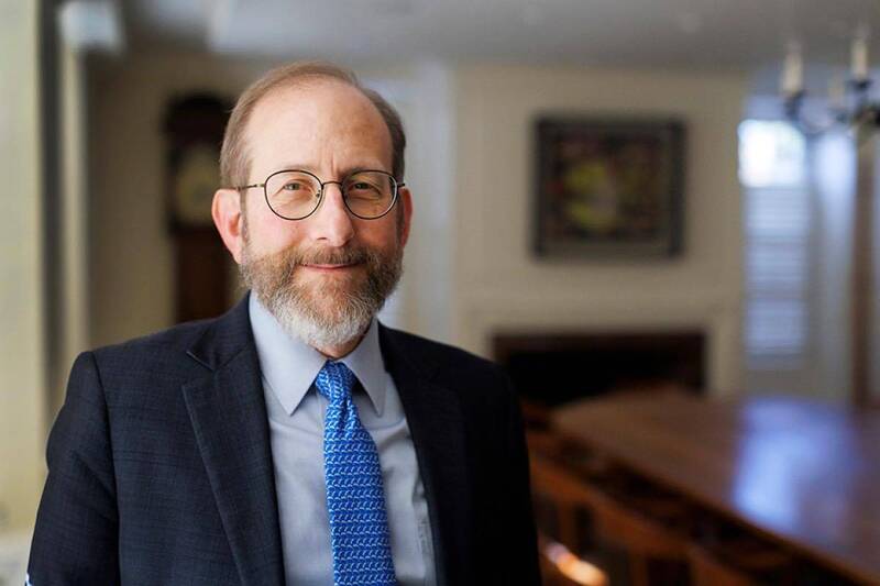 第31任哈佛大學校長賈博(Alan Garber)。(圖擷取自@DisavowTrump20 社群平台「X」) 第31任哈佛大學校長賈博(Alan Garber)。(圖擷取自@DisavowTrump20 社群平台「X」)