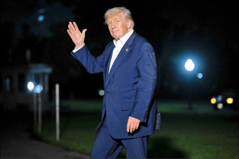 美國總統川普結束中東三國訪問行程後，表示出訪中東成功阻止這三國繼續靠向中國。（法新社）