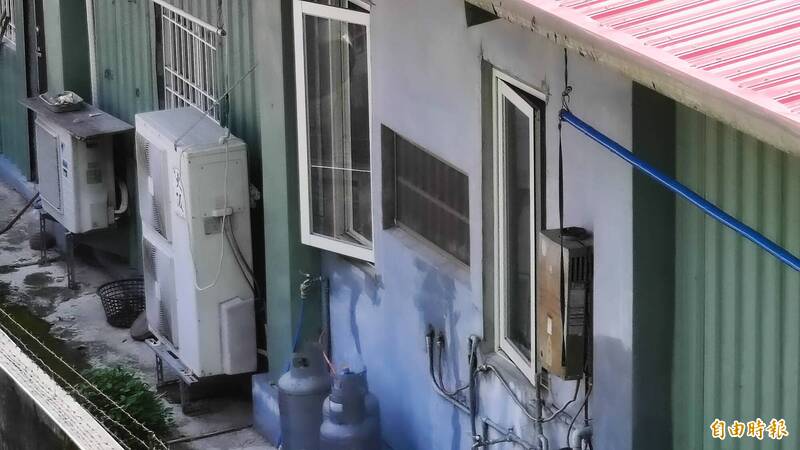 花蓮縣區29歲女老師被勒斃,陳屍在租屋處。(記者王錦義攝) 花蓮縣區29歲女老師被勒斃,陳屍在租屋處。(記者王錦義攝)