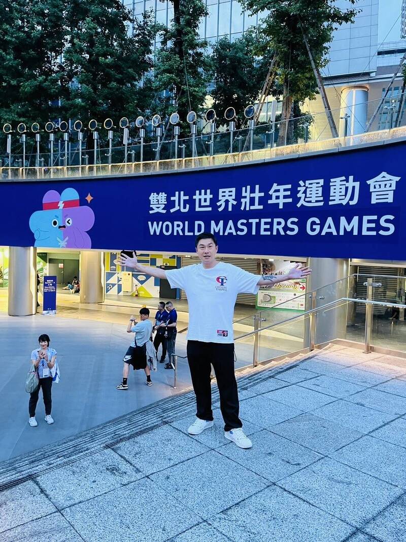 康家瑋說,北市府籌辦三年的世壯運,如今從文宣、行銷、商品到現場規劃全都一團亂。(康家瑋提供) 康家瑋說,北市府籌辦三年的世壯運,如今從文宣、行銷、商品到現場規劃全都一團亂。(康家瑋提供)