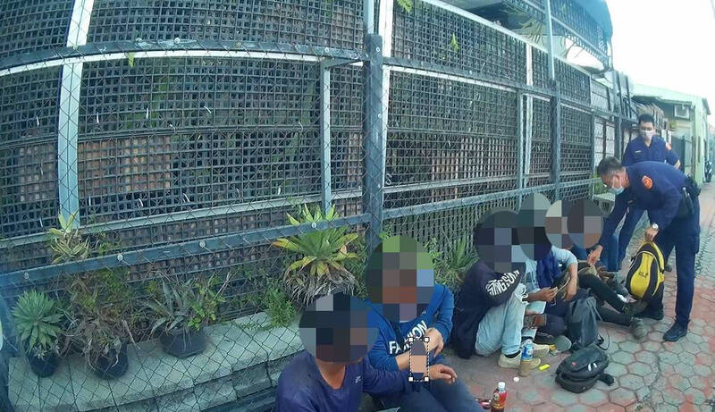 警方一舉查獲9名印尼籍失聯移工。（警方提供）
