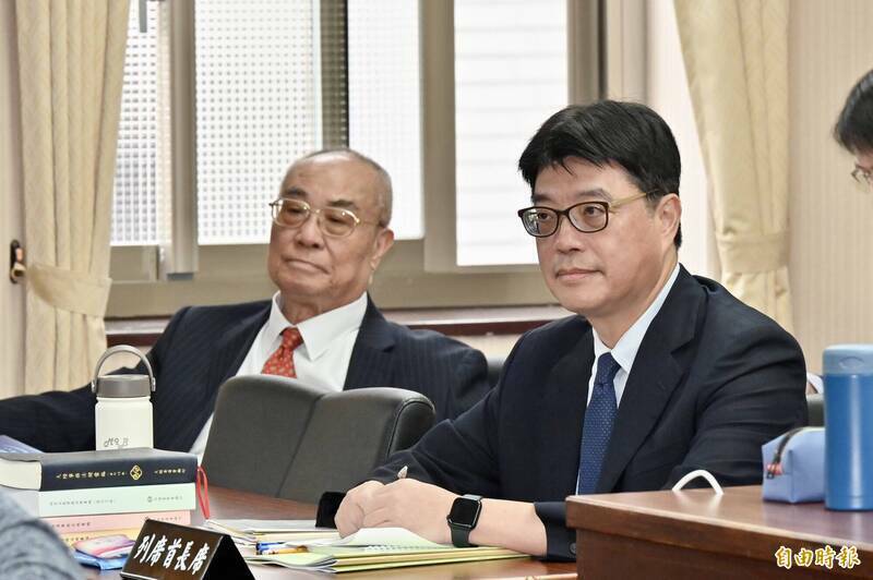 吳豊山指兩岸傳話管道暢通 藍委質疑「密室協商」