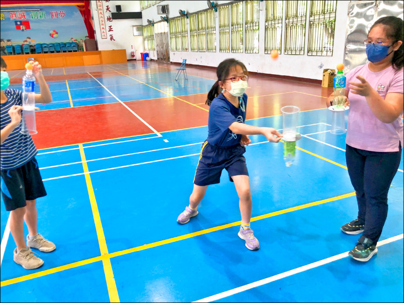 罕見顏面神經纖維瘤，蘇翊捷勇敢面對外界獲總統教育獎。（校方提供）