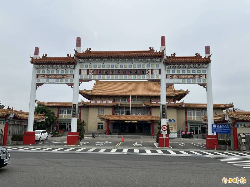 趁女禮生為遺體化妝 葬儀社老闆涉摸臀部被圍毆