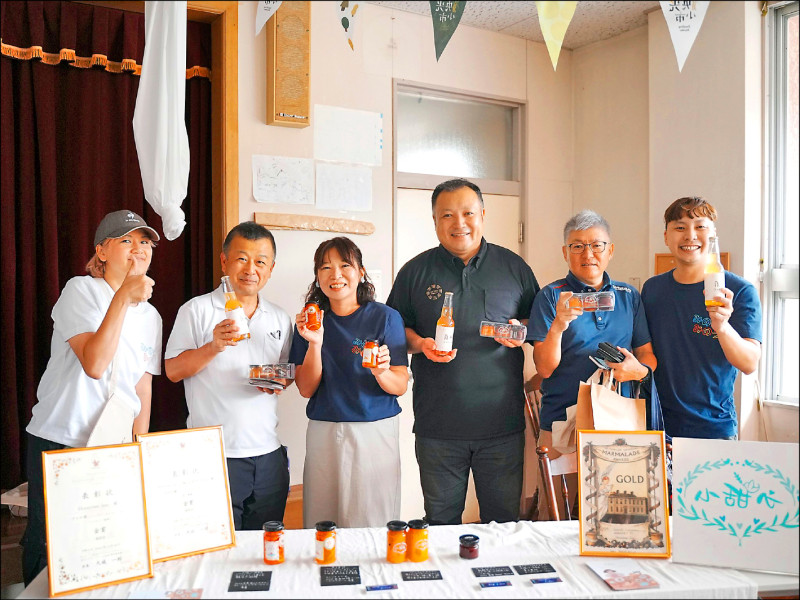 美濃菸仕物所舉辦的浮羽台日交流祭，匯聚日本福岡浮羽市近十五個品牌。（高雄旅遊網提供）