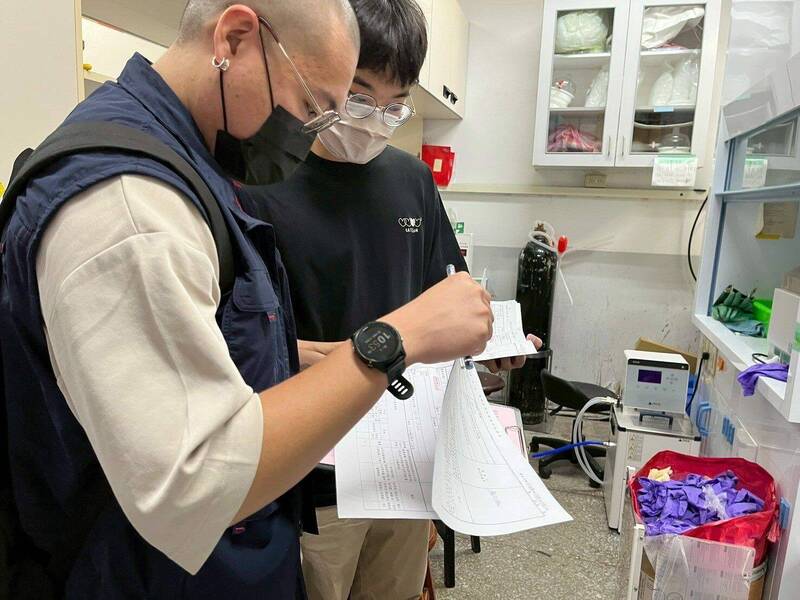 台北市環保局查核運作紀錄及安全資料表。(圖由台北市環保局提供) 台北市環保局查核運作紀錄及安全資料表。(圖由台北市環保局提供)