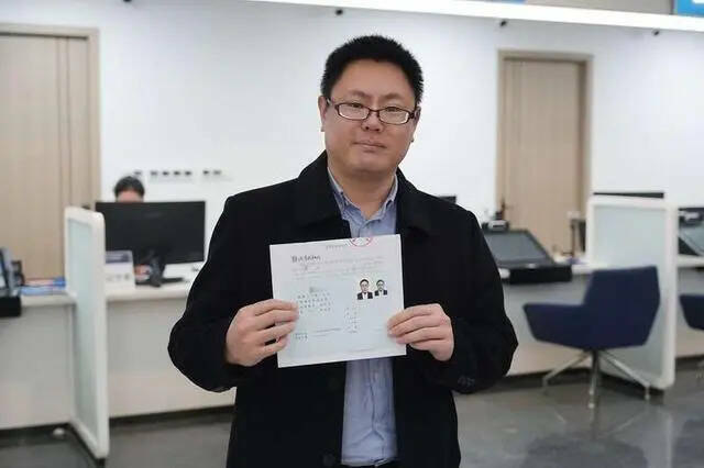 原台籍人士張立齊因申領中國定居證，日前已被陸委會註銷台灣身分。（圖取自中國華僑大學官網）