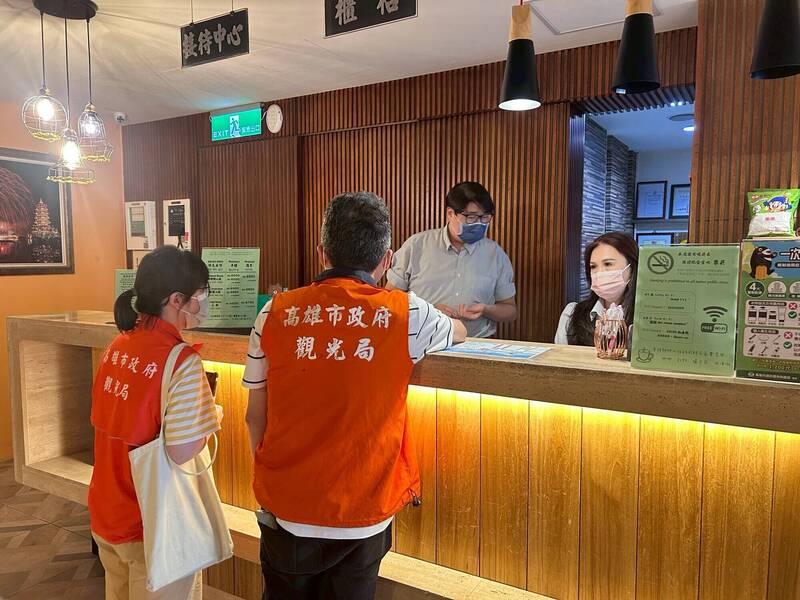 TWICE+伍佰同天開唱 高雄飯店業幾近滿房