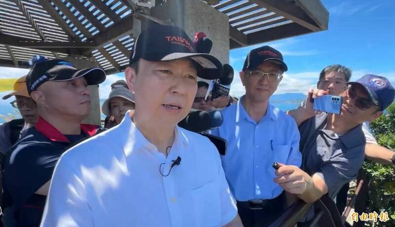交通部長陳世凱表示,國防部將優化改善烏坵港設施。(記者盧賢秀攝) 交通部長陳世凱表示,國防部將優化改善烏坵港設施。(記者盧賢秀攝)