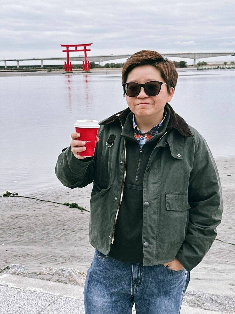 台中地檢署檢察官黃鈺雯,破獲製造、販賣二級毒品依托咪酯(俗稱「喪屍煙彈」)的販毒集團,獲選安居緝毒專案有功人員。(台中地檢署提供) 台中地檢署檢察官黃鈺雯,破獲製造、販賣二級毒品依托咪酯(俗稱「喪屍煙彈」)的販毒集團,獲選安居緝毒專案有功人員。(台中地檢署提供)