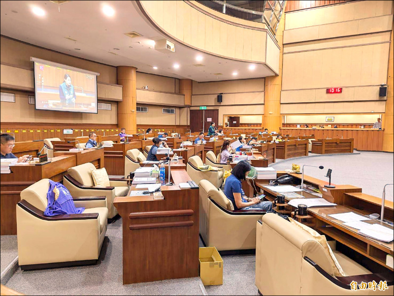 基隆市議會昨天進行追加預算二讀時，多位議員為文化觀光局經費引發激辯。（記者盧賢秀攝）
