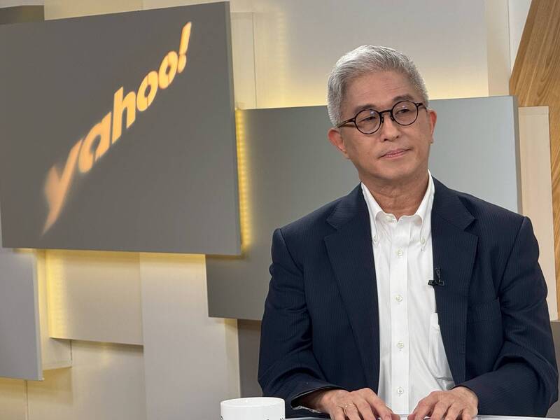 國安會副秘書長徐斯儉今接受網路節目專訪。(圖由Yahoo TV提供) 國安會副秘書長徐斯儉今接受網路節目專訪。(圖由Yahoo TV提供)