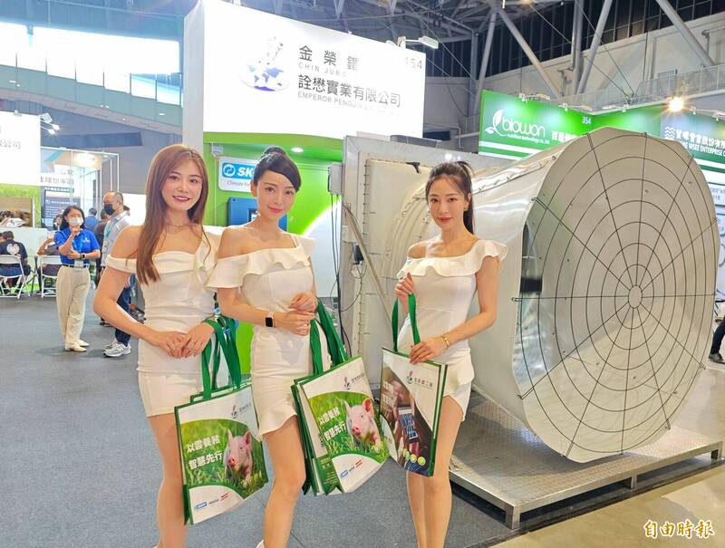 亞太區農業技術展登場,知名廠商齊聚。(記者吳俊鋒攝) 亞太區農業技術展登場,知名廠商齊聚。(記者吳俊鋒攝)
