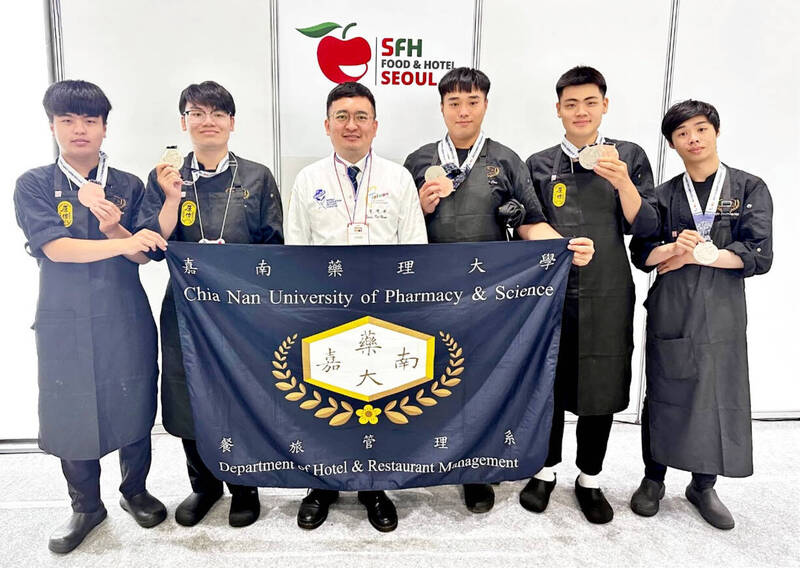 首爾國際廚藝賽 台灣學生3銀4銅8佳作 - 生活