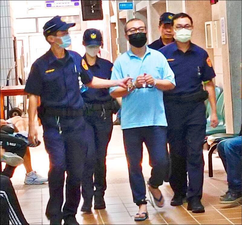 「博弈教父」陳政谷將到南屯派出所報到 先前交保曾搭友人名車簽到