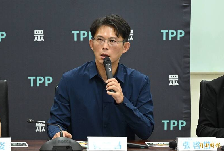 民眾黨主席兼立院黨團總召黃國昌。（資料照）