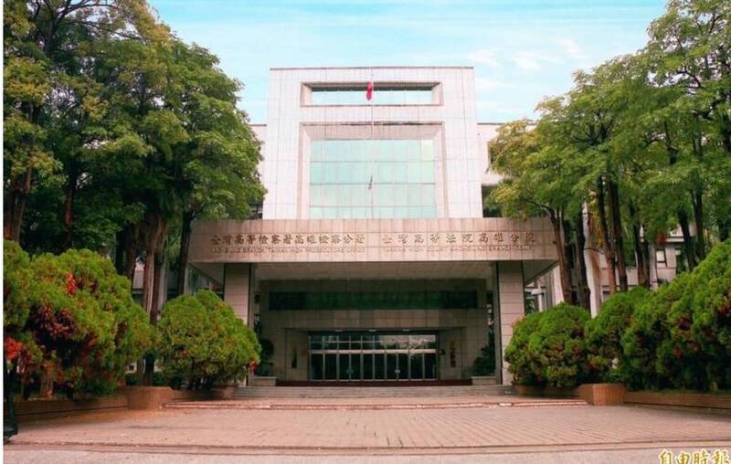 黃姓騎士交通違規,還涉嫌辱罵警員「垃圾」被起訴,高雄高分院判決無罪定讞。(記者鮑建信攝) 黃姓騎士交通違規,還涉嫌辱罵警員「垃圾」被起訴,高雄高分院判決無罪定讞。(記者鮑建信攝)