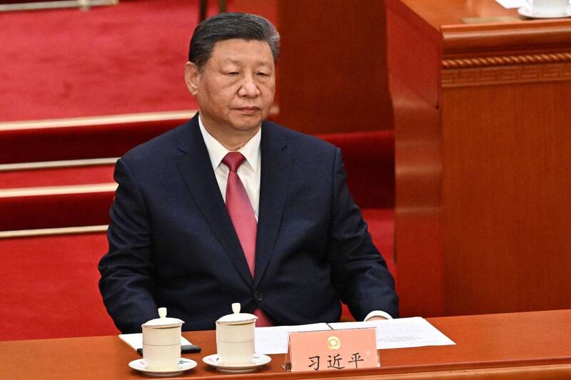 美国前外交官史雷顿，细数中国国家主席习近平近来显露出即将下台的可疑迹象。 （法新社）