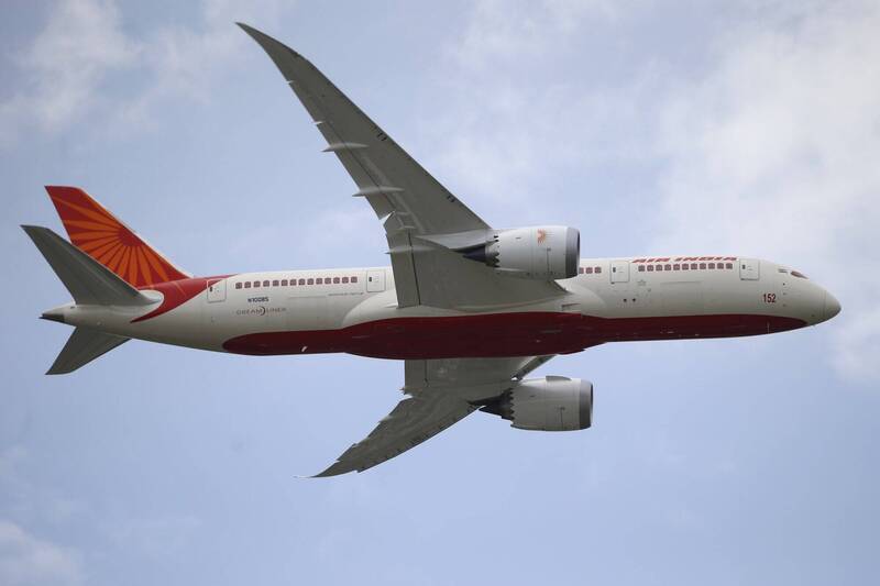 印度航空機艙溫度過高緊急轉降 和260死空難同款機型