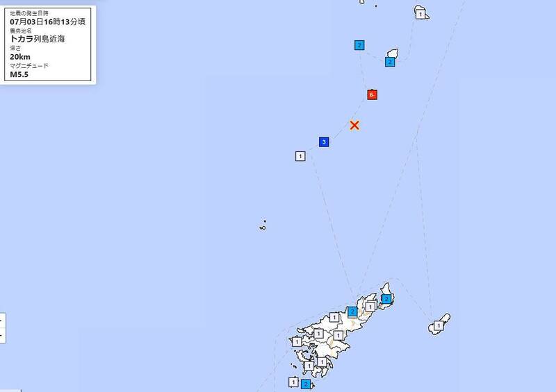 吐噶喇群島今(3日)下午發生一起規模5.5地震,震度首次達到6弱,是這段時間群震中震度最大地震。(圖擷自日本氣象廳) 吐噶喇群島今(3日)下午發生一起規模5.5地震,震度首次達到6弱,是這段時間群震中震度最大地震。(圖擷自日本氣象廳)