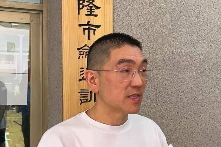 基隆市長謝國樑今天(6日)上午指出,基隆市災害應變中心14時二級開設,掌握颱風動向;眾所關注明天(7日)是否放假,將於基北北桃平台討論,20時對外宣布。(圖為基隆市政府提供) 基隆市長謝國樑今天(6日)上午指出,基隆市災害應變中心14時二級開設,掌握颱風動向;眾所關注明天(7日)是否放假,將於基北北桃平台討論,20時對外宣布。(圖為基隆市政府提供)