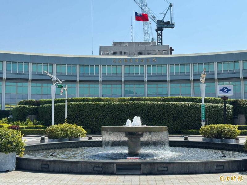 對於中國片面啟用銜接中國內陸與M503航路的W121航路,交通部民航局發表聲明,深表遺憾,要求中方應依2015年共識,儘速與我方展開溝通。(記者蔡昀容攝) 對於中國片面啟用銜接中國內陸與M503航路的W121航路,交通部民航局發表聲明,深表遺憾,要求中方應依2015年共識,儘速與我方展開溝通。(記者蔡昀容攝)