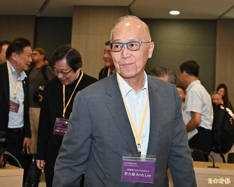 曾任外交部長、國安會祕書長、海基會董事長的李大維近日出版回憶錄《和光同塵》。(資料照,記者塗建榮攝) 曾任外交部長、國安會祕書長、海基會董事長的李大維近日出版回憶錄《和光同塵》。(資料照,記者塗建榮攝)