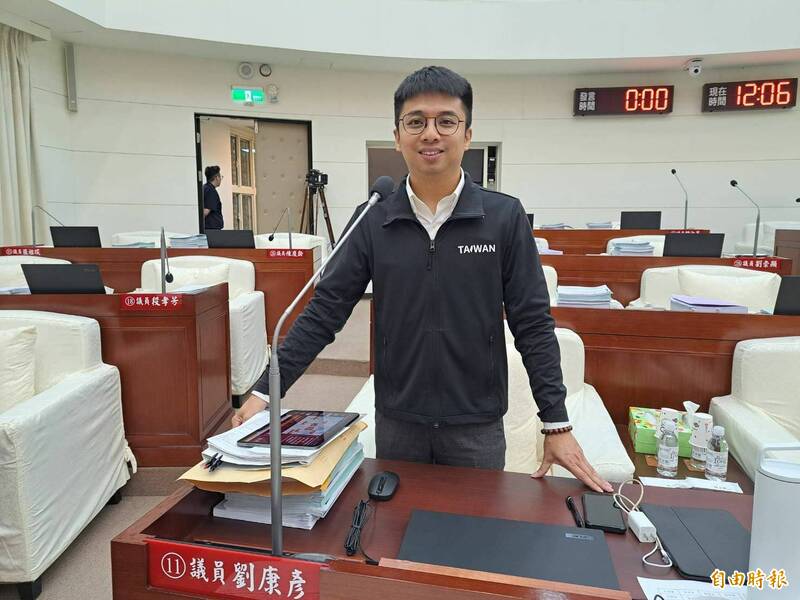 憂中華民國從「看不見的國家」變「消失的國家」,新竹市議員劉康彥籲同意罷免刪凍國防預算的國民黨立委。(資料照,記者洪美秀攝) 憂中華民國從「看不見的國家」變「消失的國家」,新竹市議員劉康彥籲同意罷免刪凍國防預算的國民黨立委。(資料照,記者洪美秀攝)