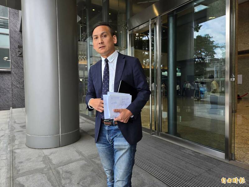 國民黨新北市立委葉元之出席立法委員罷免案公辦電視說明會。(記者賴筱桐攝) 國民黨新北市立委葉元之出席立法委員罷免案公辦電視說明會。(記者賴筱桐攝)