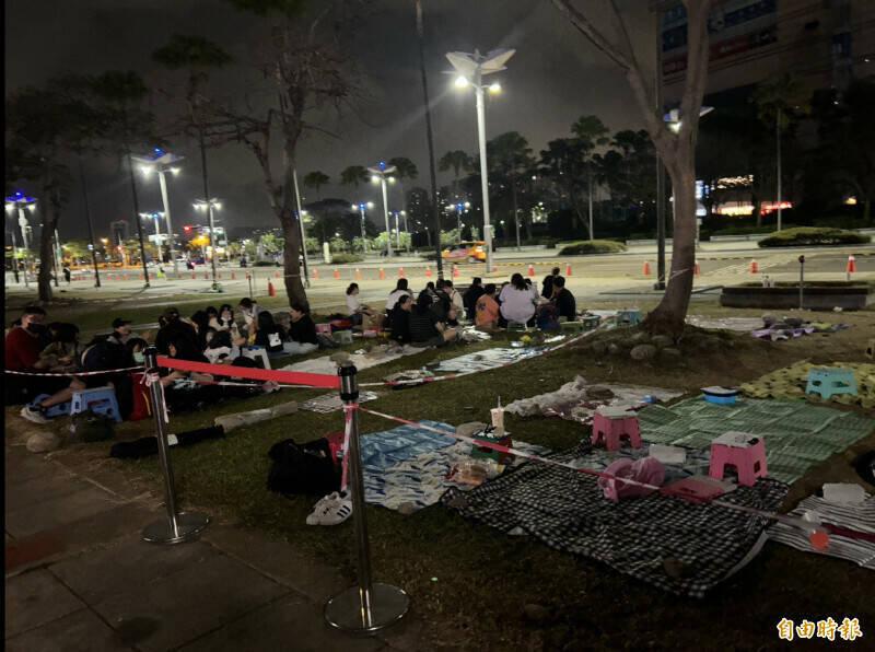 狂粉追韓團「靠這招」闖進「海景第一排」 露餡吃官司