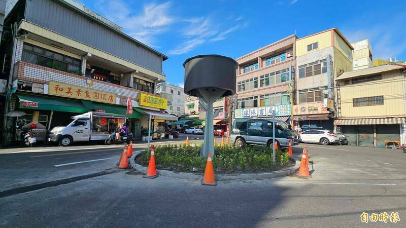 彰化「和美圓環」超大一支，還沒露出真面目就備受熱議。（資料照，記者劉曉欣攝）