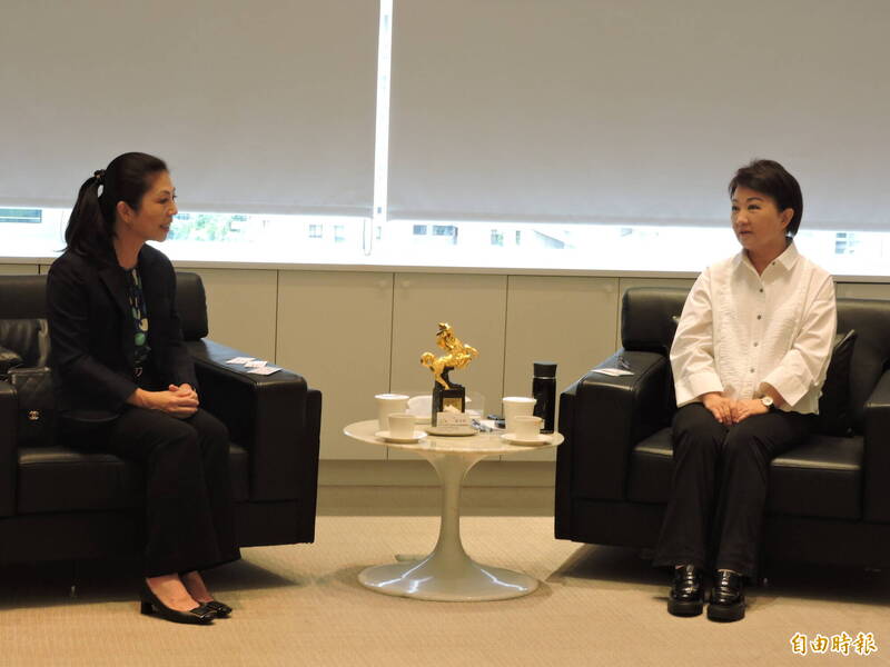 盧秀燕：中市已編列2500萬補助中市9大公會 去非美國市場參展