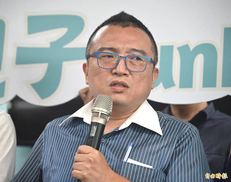 林右昌嘆小草丟蛋、白委譙髒話是壞示範 周榆修回應了