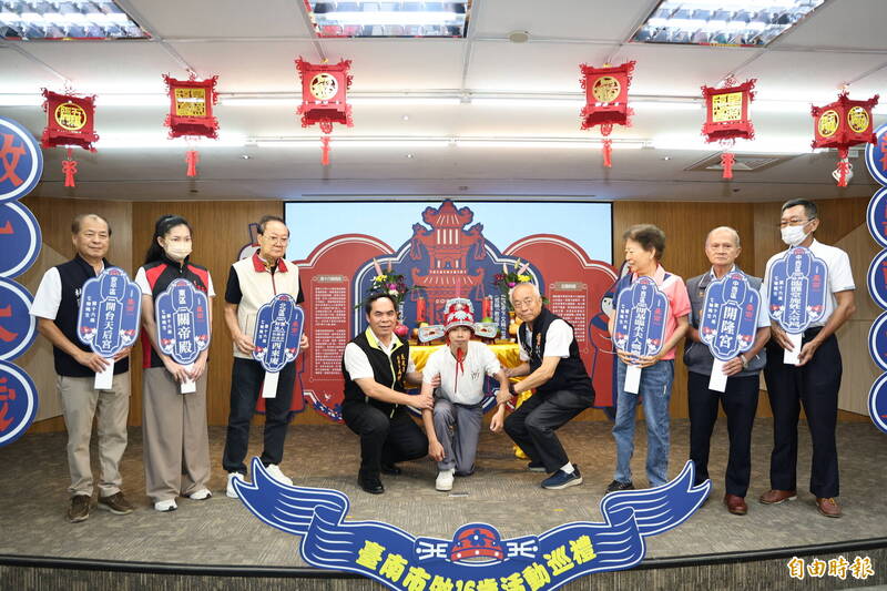 台南6宮廟做16歲成年禮 安平開台天后宮出動遊艇
