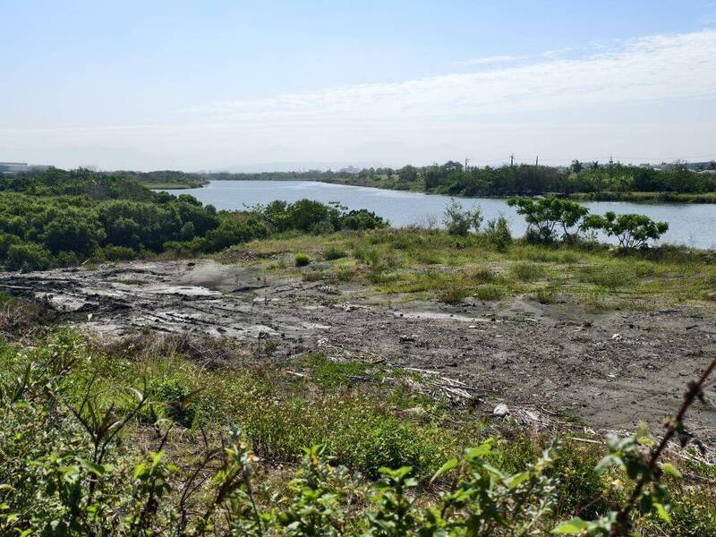 2萬噸廢棄物待清除  環境部將花13.6億整治「台灣黑龍江」二仁溪