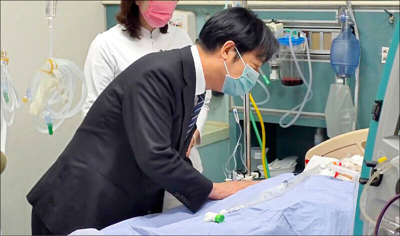 台電觸電員工今拔管器捐 賴總統將頒褒揚令