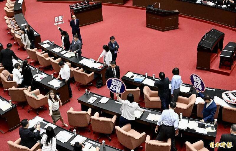 立院2758決議躺平不反共？ 公督盟：韓國瑜喪權辱國很可恥