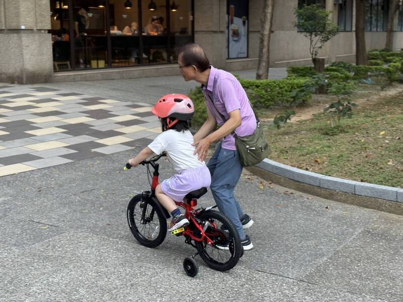 安置童重拾自信投身軍旅 桃市府提高福利號召加入寄養家庭