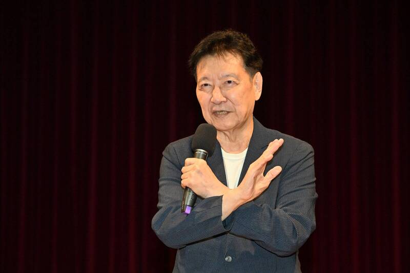 趙少康關稅32％消息來源曝光 她嘲諷藍營： 是英文太差還是腦子進水？