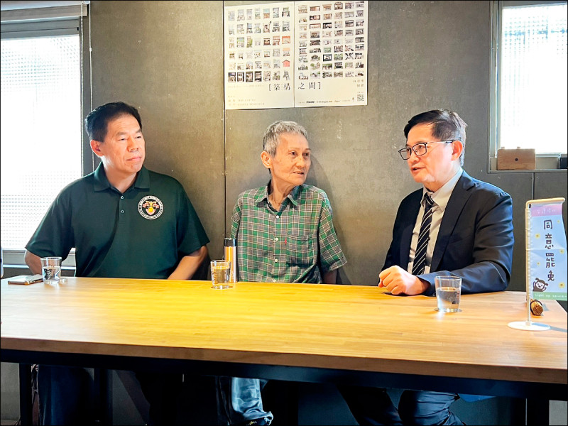 童子賢加碼爆「花蓮鬼故事」 捐款地震受災校 要經縣府