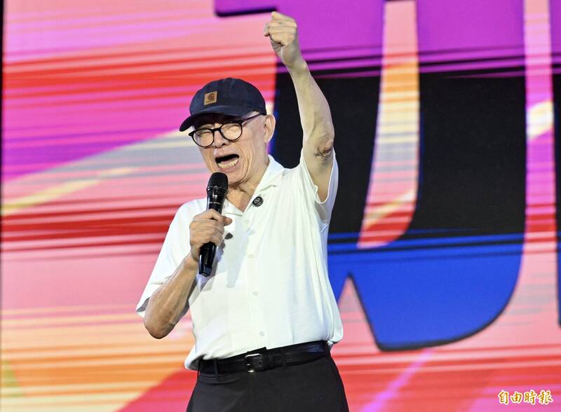 為民主守夜! 批反罷無正當理由 曹興誠：明天讓國民黨知道天理公道
