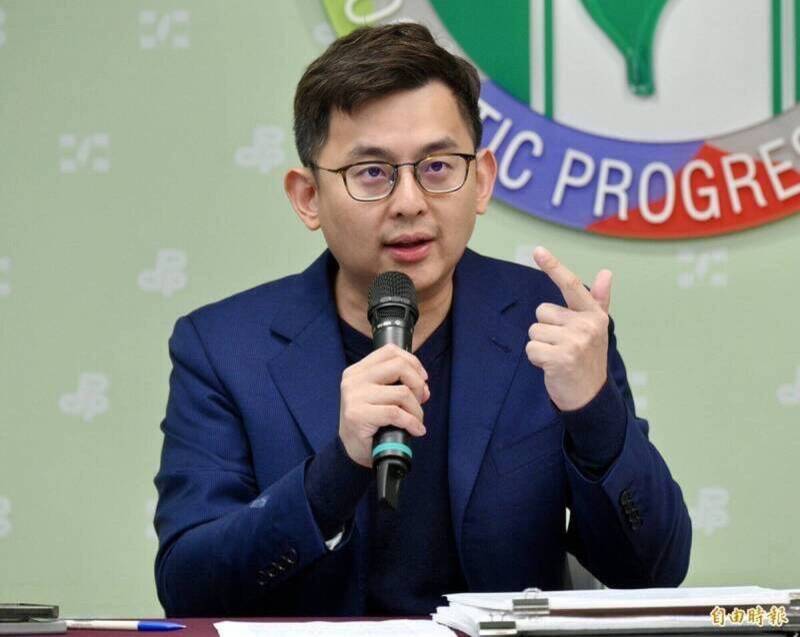 徐巧芯前助理捲入違法吸金案 卓冠廷：國民黨沒招開始扯遊覽車