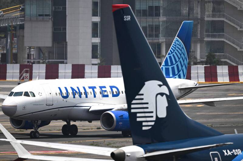 美聯合航空總部傳火警 旗下客機一度全面停飛